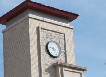 clock tower with clear sky